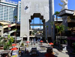Exterior del Teatro Dolby