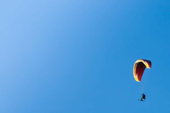 Vuelo en parapente por Malibú